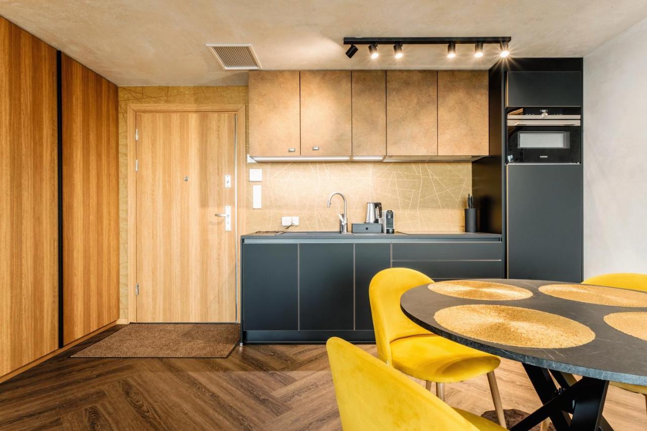 Skyview Suite - Niepowtarzalny Widok I Basen Lublin Exterior foto