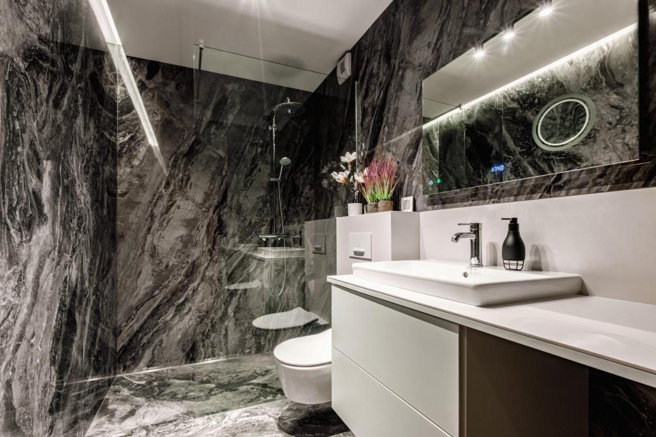 Skyview Suite - Niepowtarzalny Widok I Basen Lublin Exterior foto